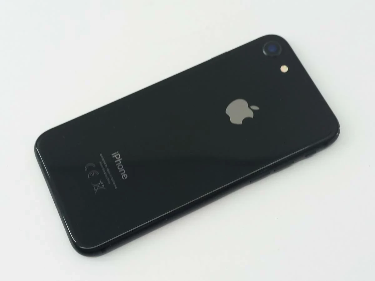 apple-iphone-8-64gb-uszkodzony-typ-smartfon