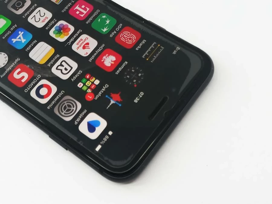 apple-iphone-8-64gb-uszkodzony-stan-uzywany