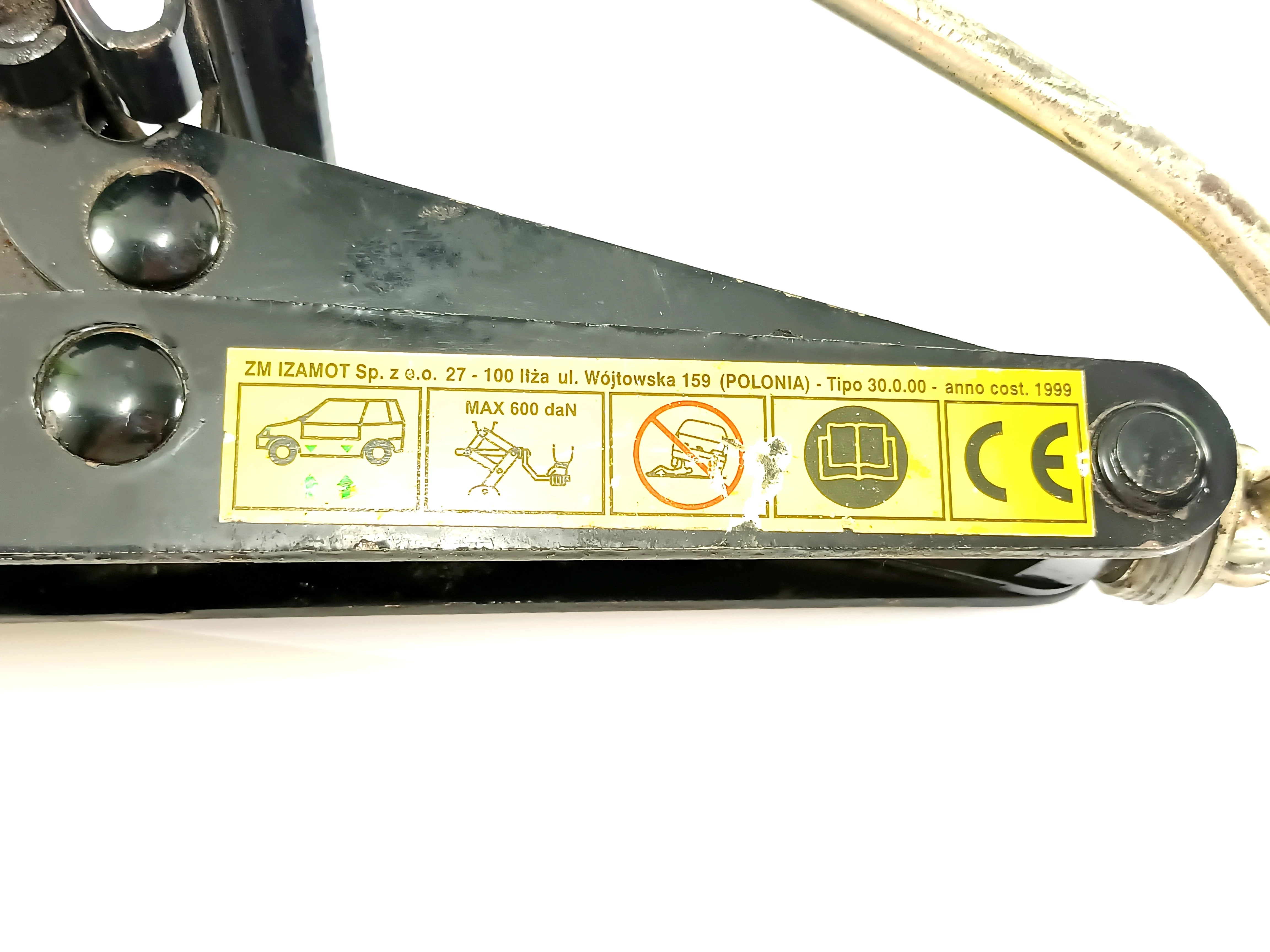 uniwersalny-lewarek-podnosnik-auta-izamot-kod-producenta-46522798