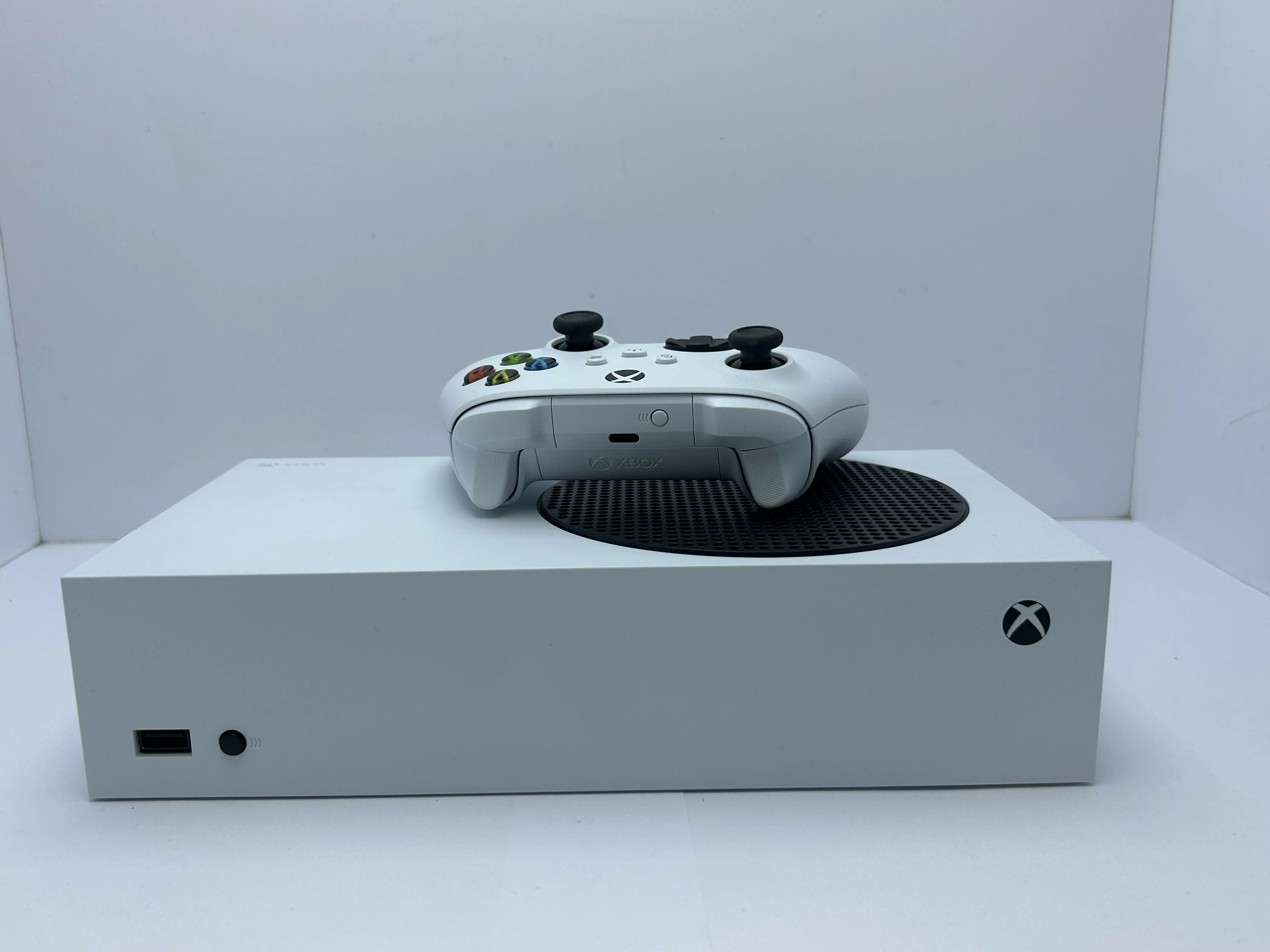 konsola-microsoft-xbox-series-s-wolnosci-239-zabrze-sj