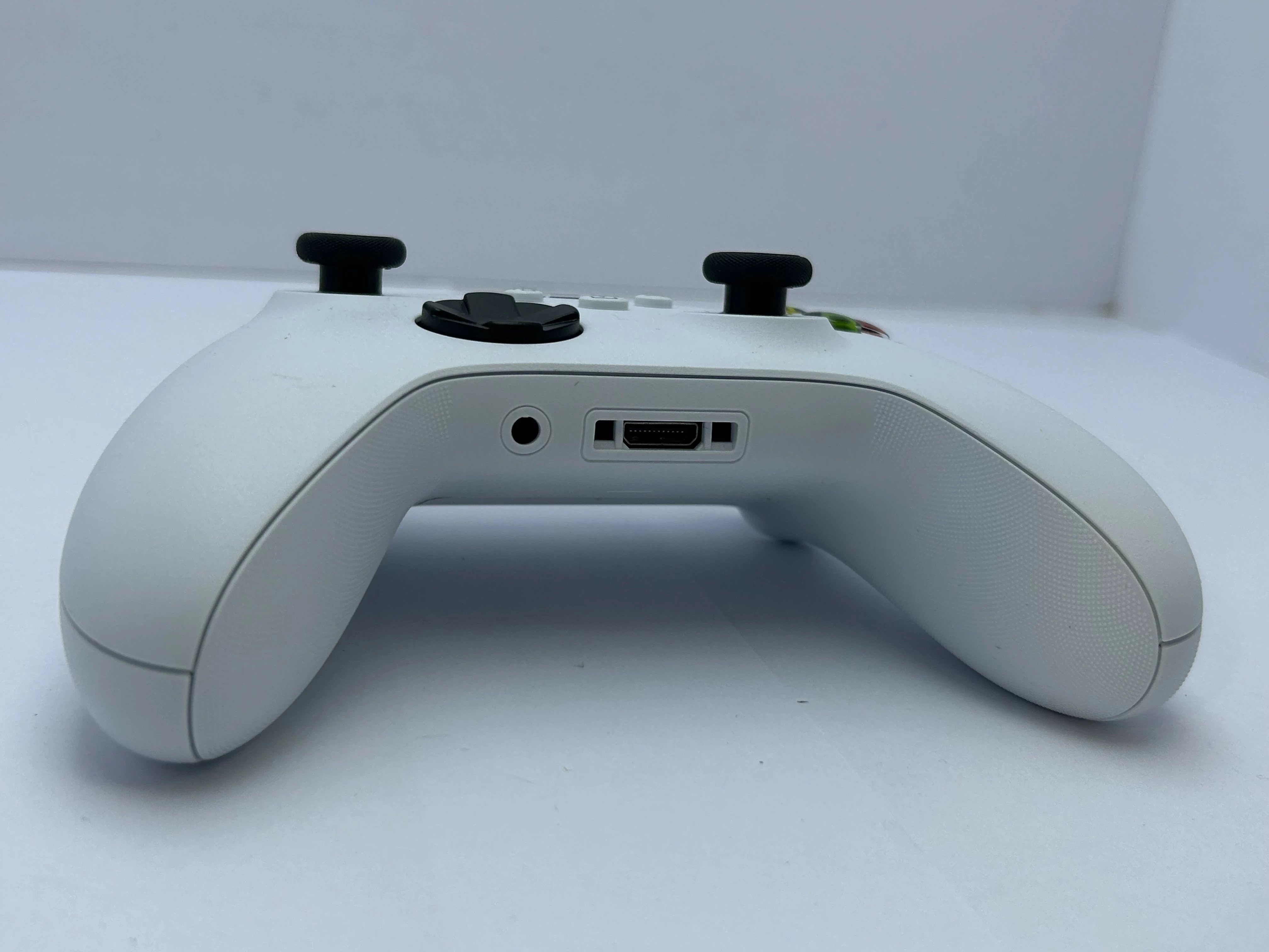 konsola-microsoft-xbox-series-s-ean-gtin-0889842651317