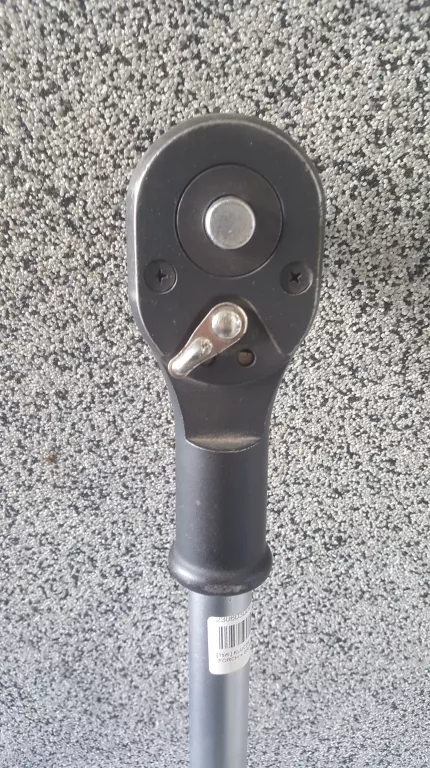 zestaw-kluczy-nasadowych-bity-grzechotka-forch-lwowska-2-wadowice