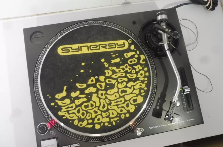 gramofon-technics-sl-1210-m3d-stan-uzywany