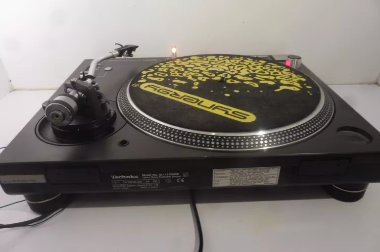gramofon-technics-sl-1210-m3d-typ-wkladki-brak-informacji