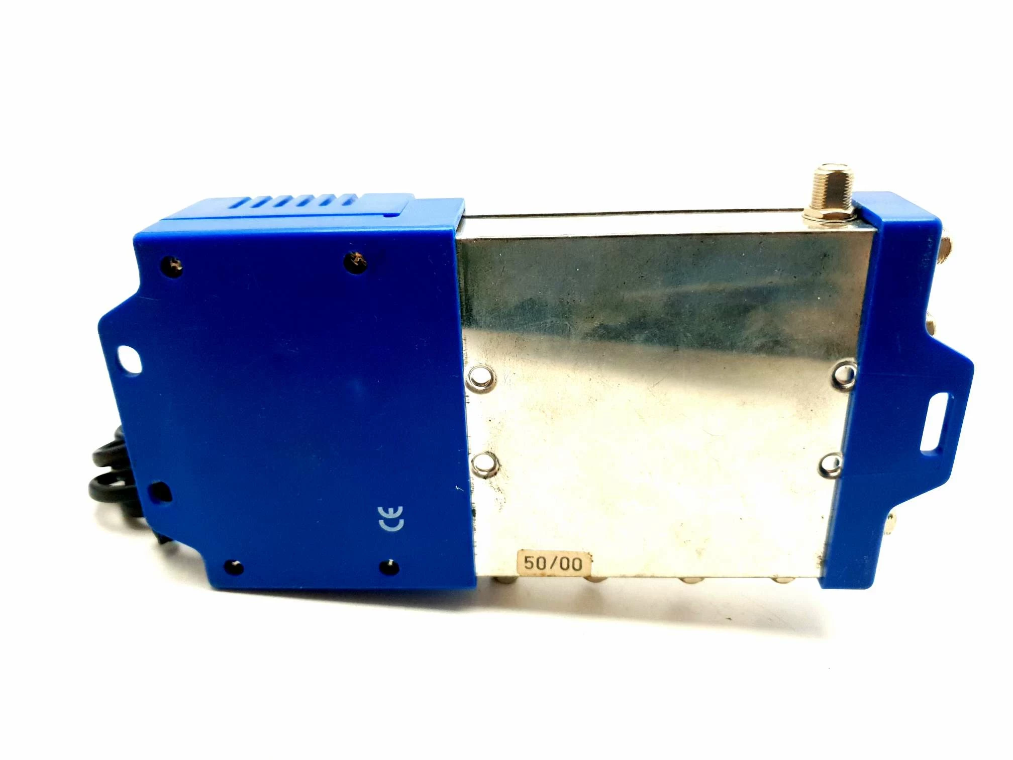 sat-multiswitch-rozgaleznik-sygnalu-54-4-drozny-stan-uzywany