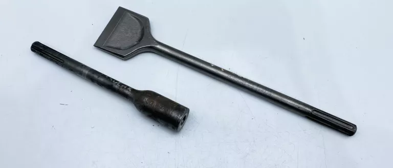 MŁOT UDAROWY MAKITA HR4511C + AKCESORIA