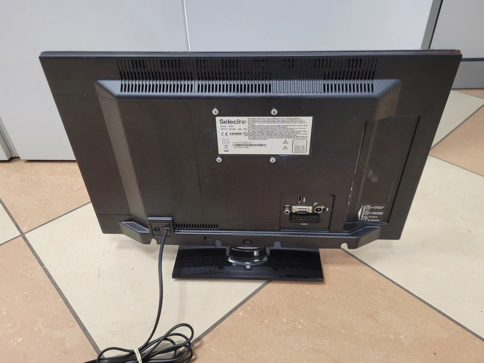 telewizor-selecline-22-22284-marka-selecline