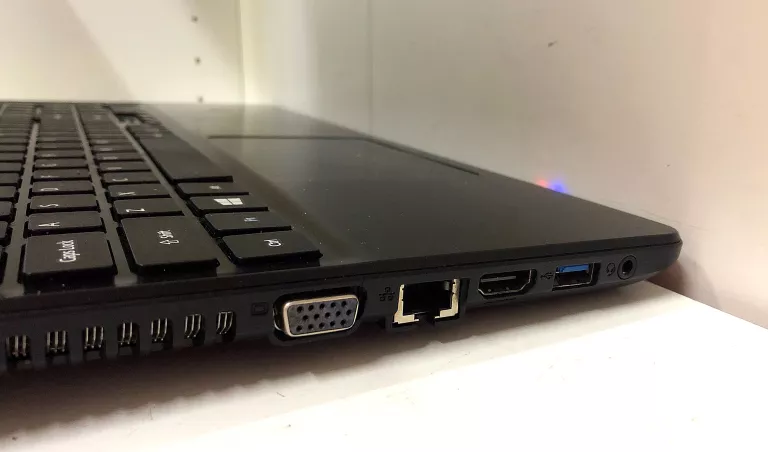 LAPTOP ACER E5-571/E5-531