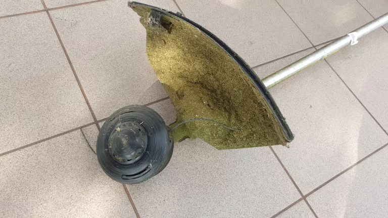 kosa-spalinowa-stihl-fs-90-dlugosc-narzedzia-180