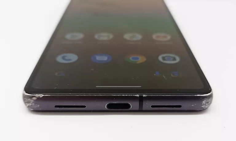 TELEFON GOOGLE PIXEL 7 8/128 GB CZARNY