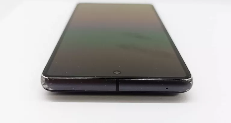 TELEFON GOOGLE PIXEL 7 8/128 GB CZARNY