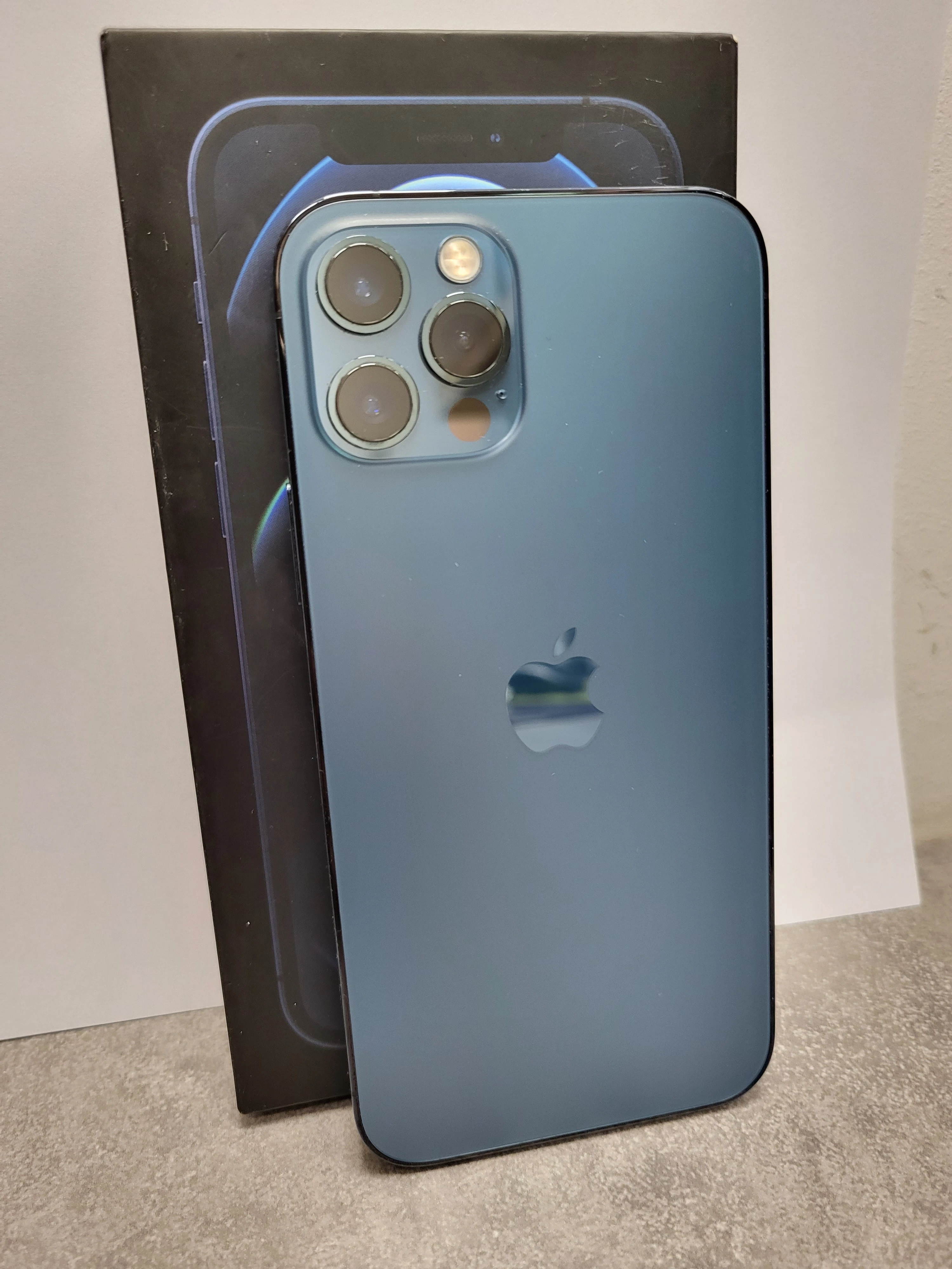 apple-iphone-12-pro-128gb-pamiec-ram-6-gb