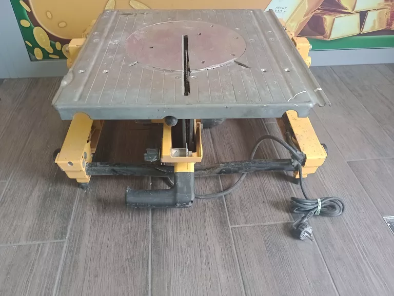 pila-stolowa-dewalt-dw742-2850rpm-product-id-9991c0df-4283-4a7e-b21e-c06ee91478b7