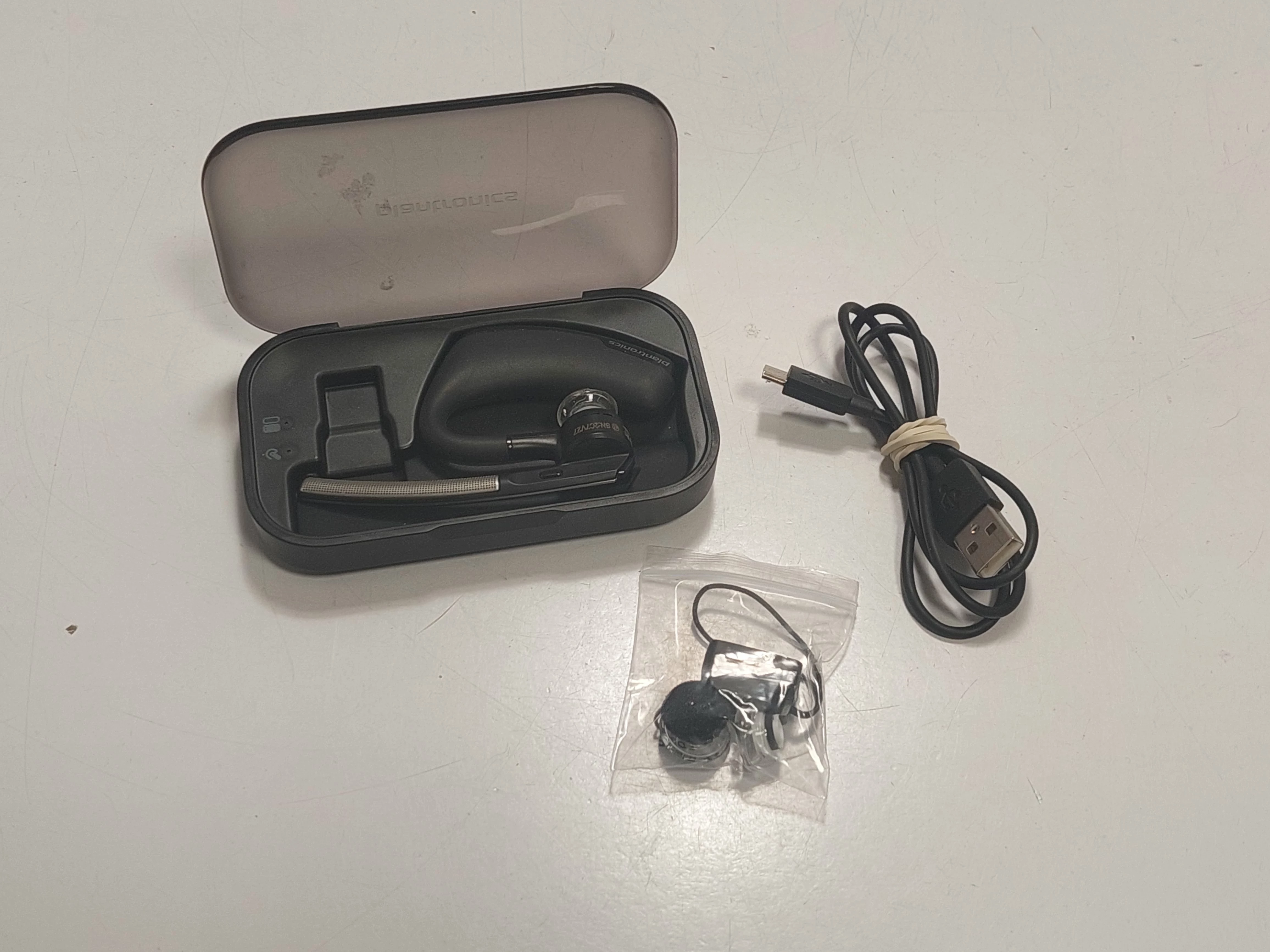 sluchawka-plantronics-voyager-legend-kosciuszki-17-kartuzy