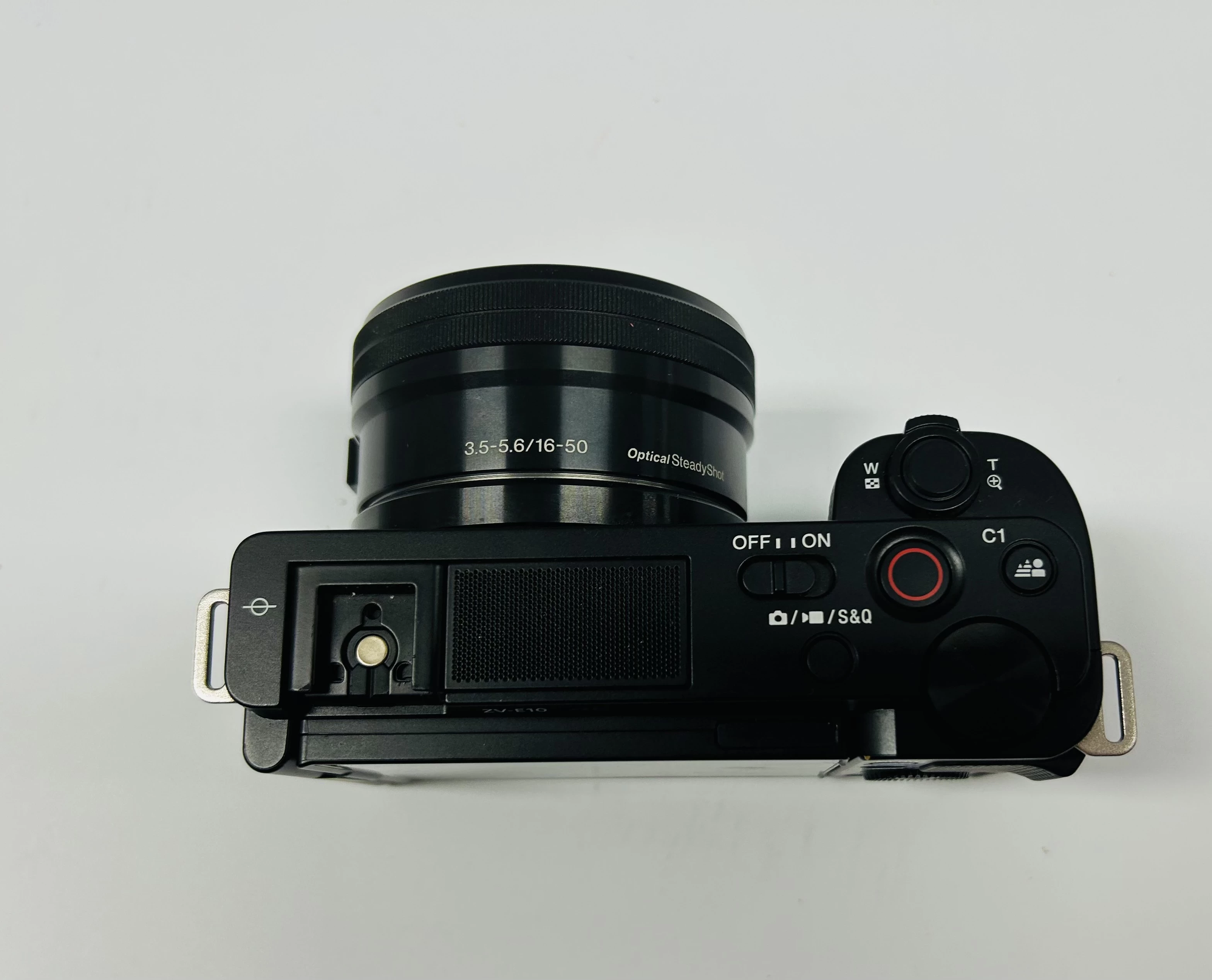 aparat-sony-zv-e10-obiektyw-16-50mm-f-35-56-rozmiar-matrycy-aps-c