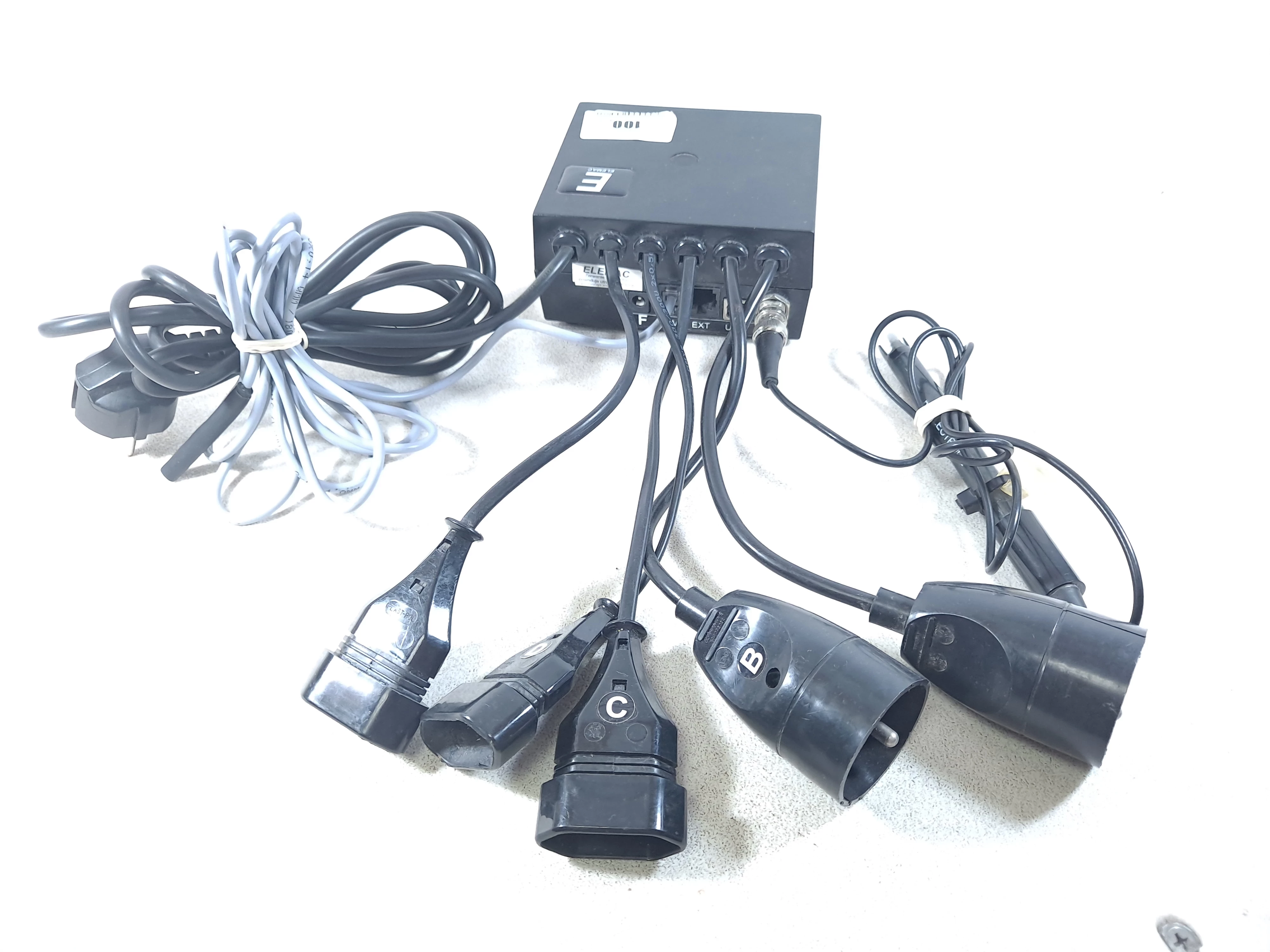 sterownik-akwarium-elemac-sa-03-okablowanie-sklad-zestawu-inny-element