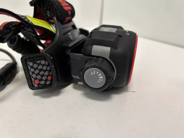 czolowka-led-m-flare-pro-iii-ladowarka-kolor-dominujacy-wielokolorowy