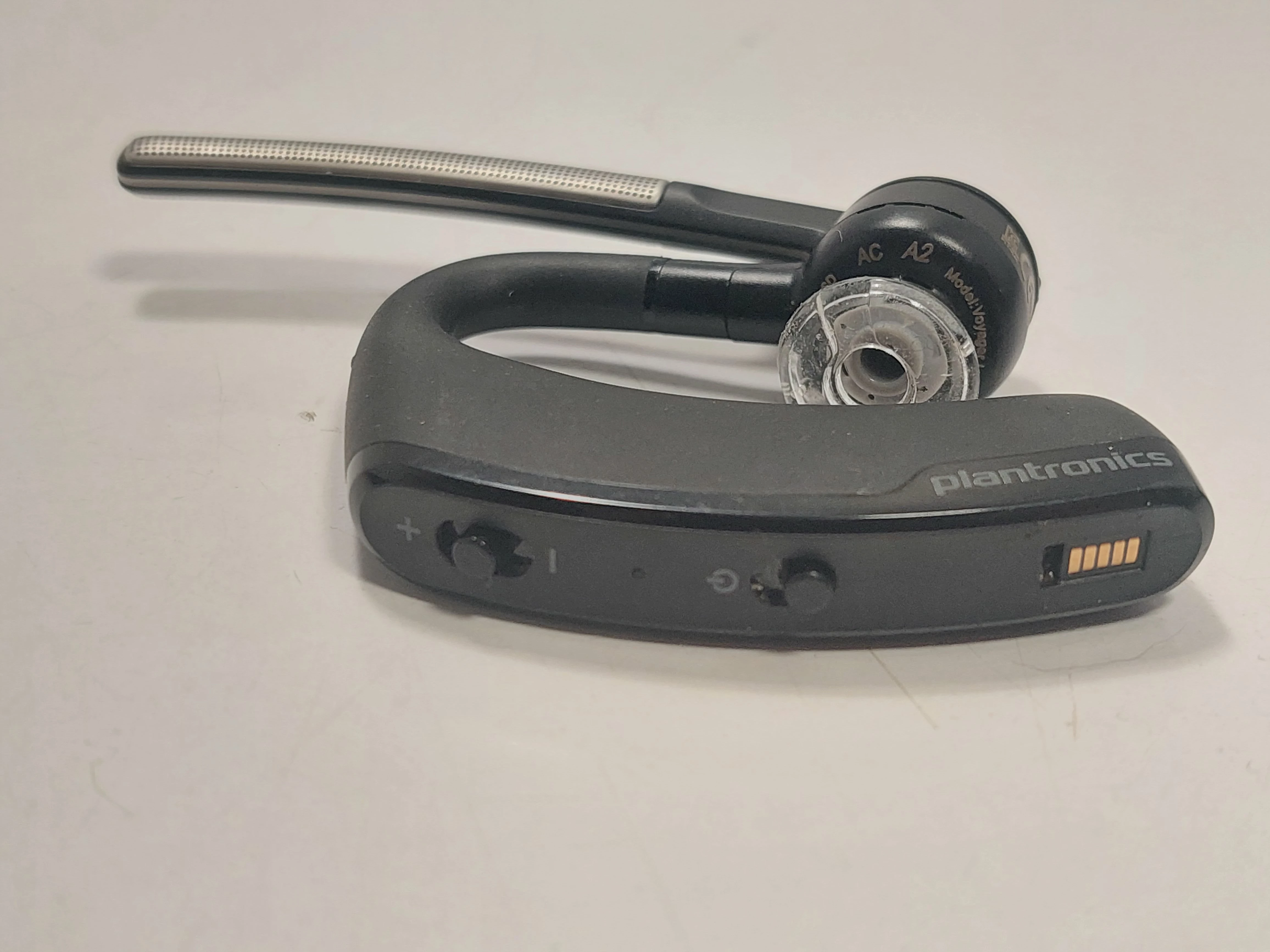 sluchawka-plantronics-voyager-legend-ean-gtin-5033588039341