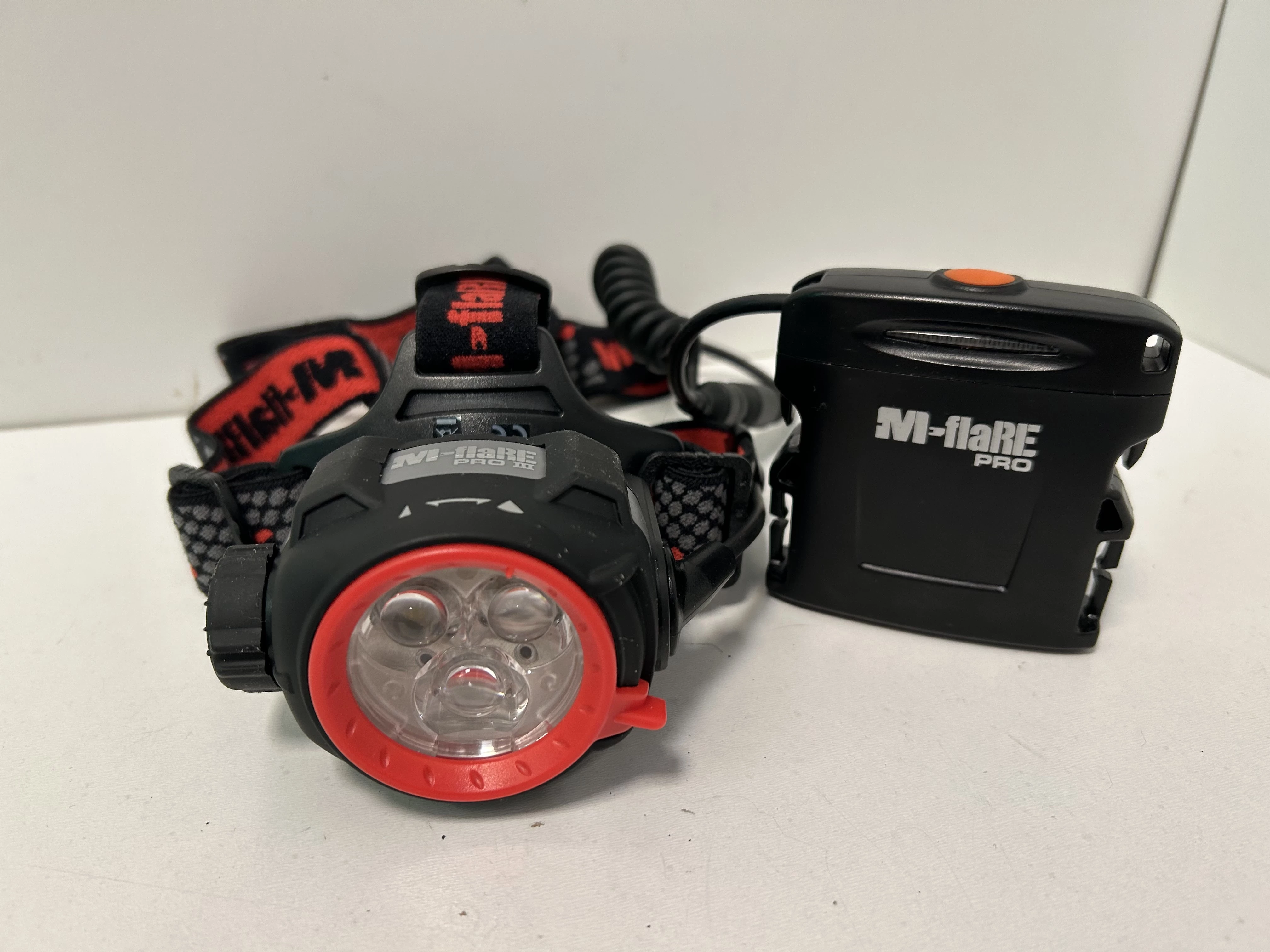 czolowka-led-m-flare-pro-iii-ladowarka-stan-uzywany