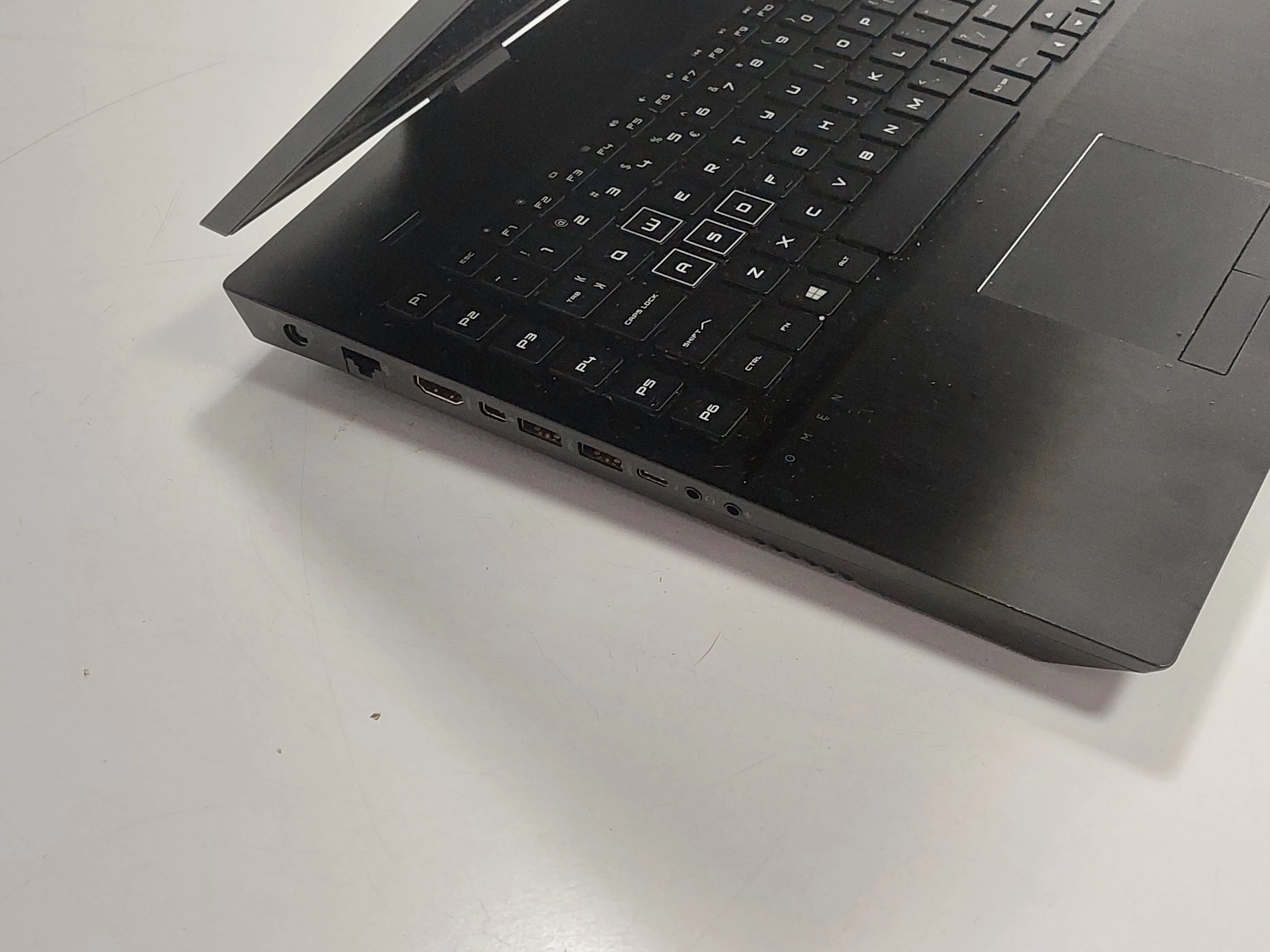 laptop-hp-omen-17-cb1016nw-i5-rtx-2060-16512gb-liczba-rdzeni-procesora-4