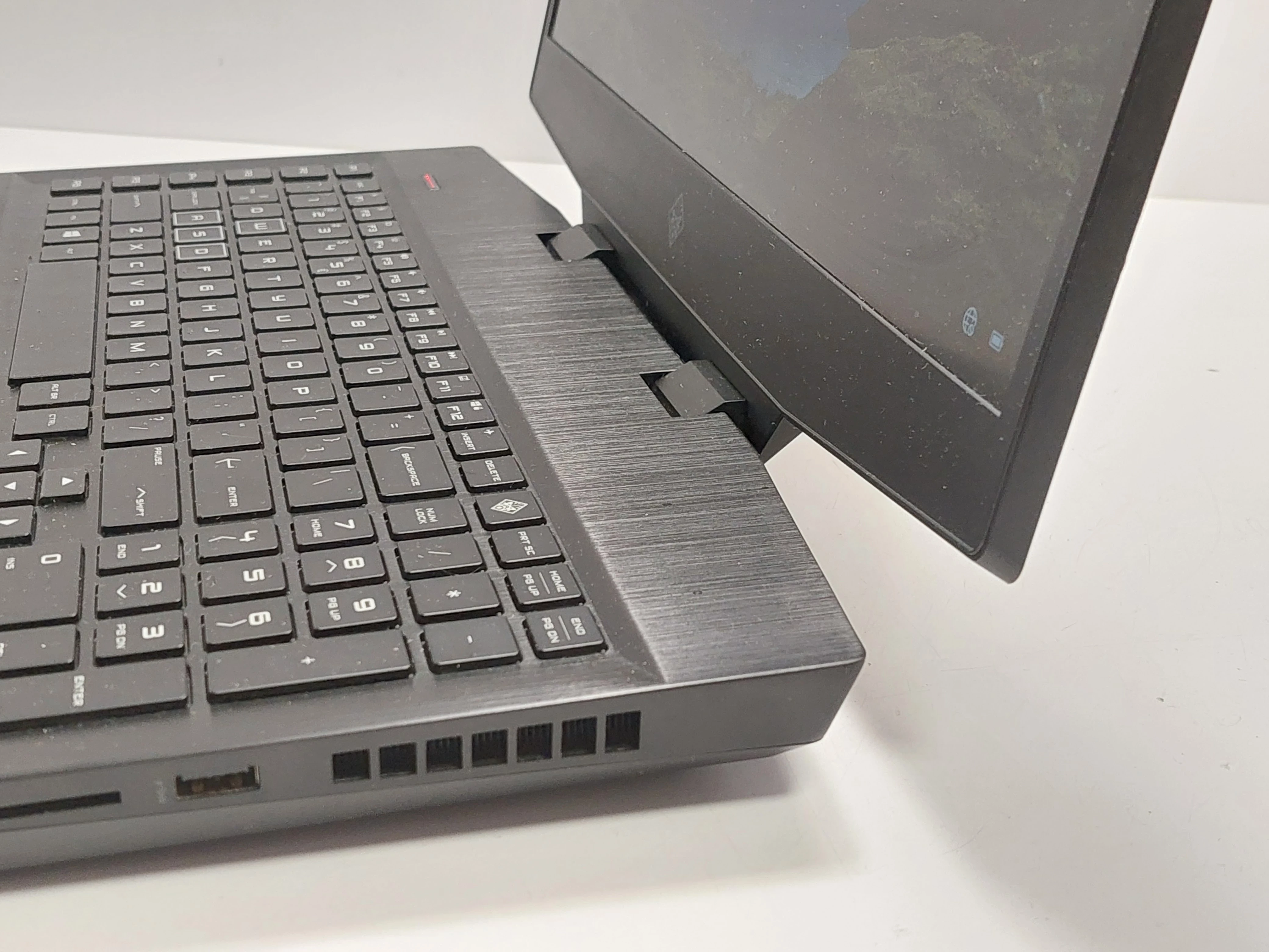 laptop-hp-omen-17-cb1016nw-i5-rtx-2060-16512gb-typ-dysku-twardego-ssd