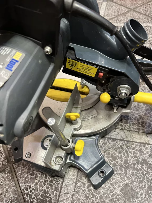 PIŁA UKOŚNICA Z PRZESUWEM NUTOOL NMS1200