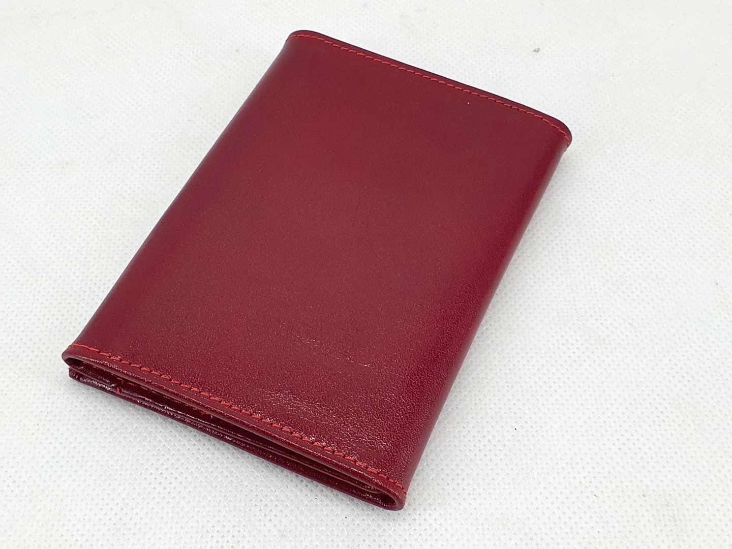 czerwone-skorzane-etui-na-karty-i-dokumenty-bartex-rodzaj-na-dokumenty