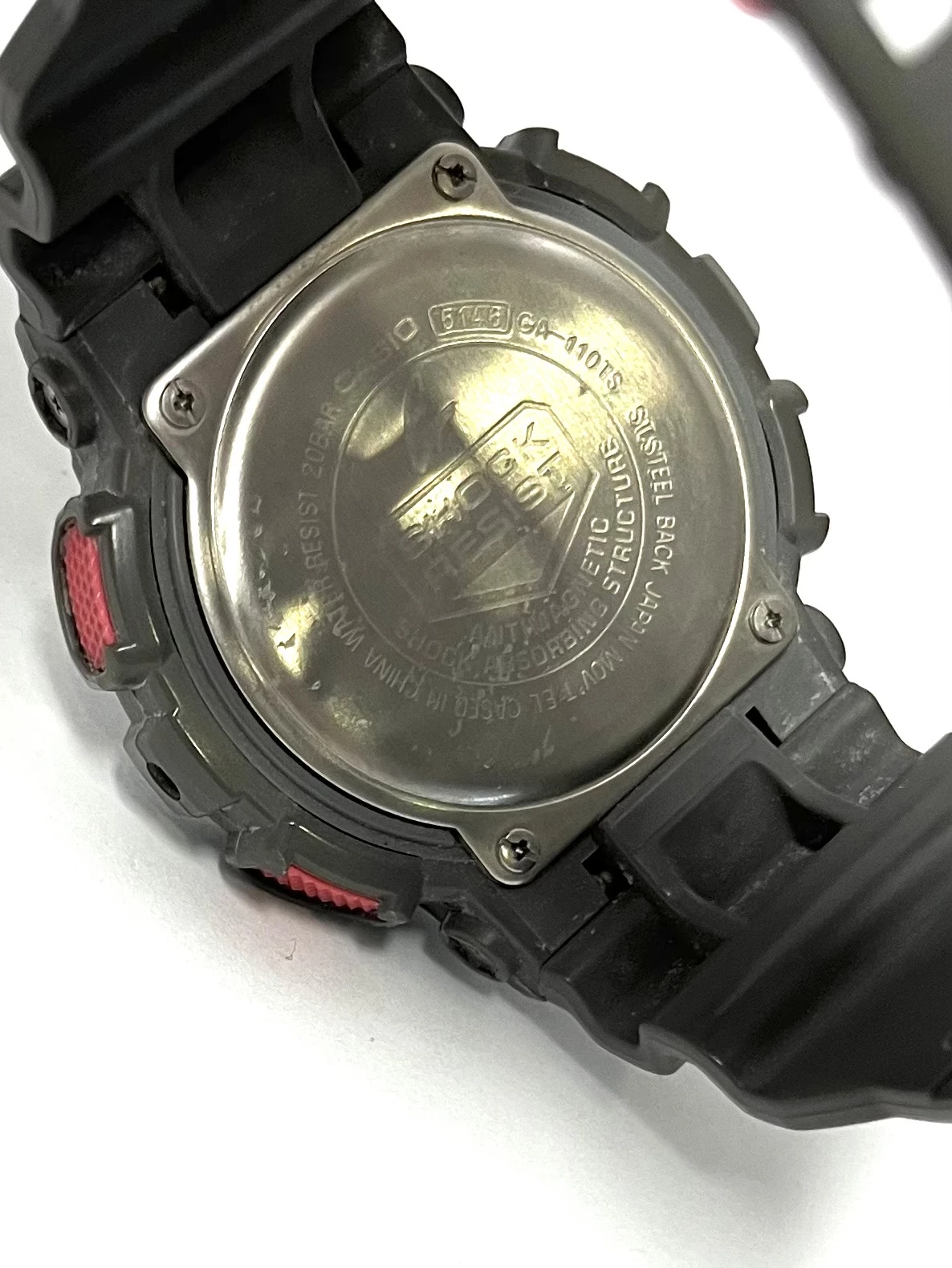 zegarek-casio-g-shock-ga-110ts-stan-uszkodzony