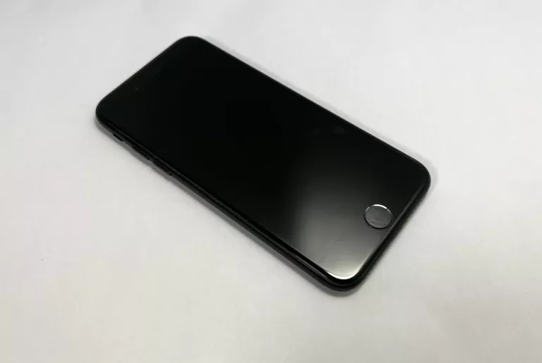 TELEFON IPHONE 7