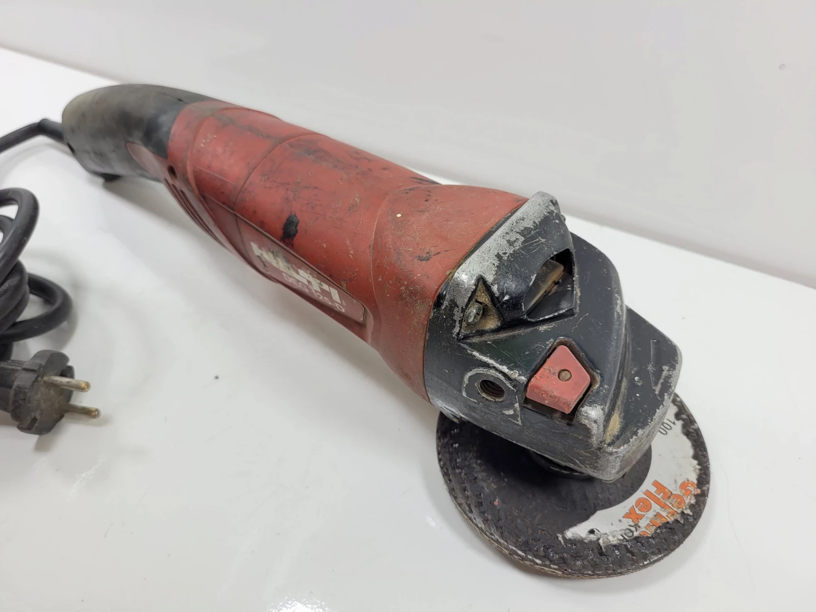 szlifierka-katowa-hilti-deg-125-d-product-id-0272808e-f653-4d13-9dec-756e35e2c9cc