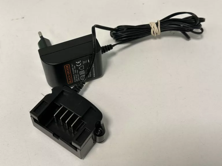 WKRĘTARKA BLACK&DECKER BCD700S 2BAT ŁAD TORBA