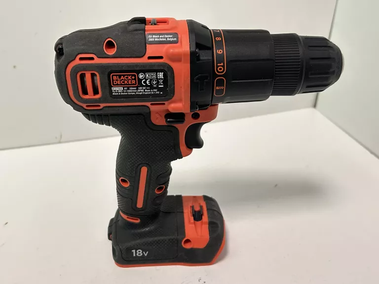 WKRĘTARKA BLACK&DECKER BCD700S 2BAT ŁAD TORBA