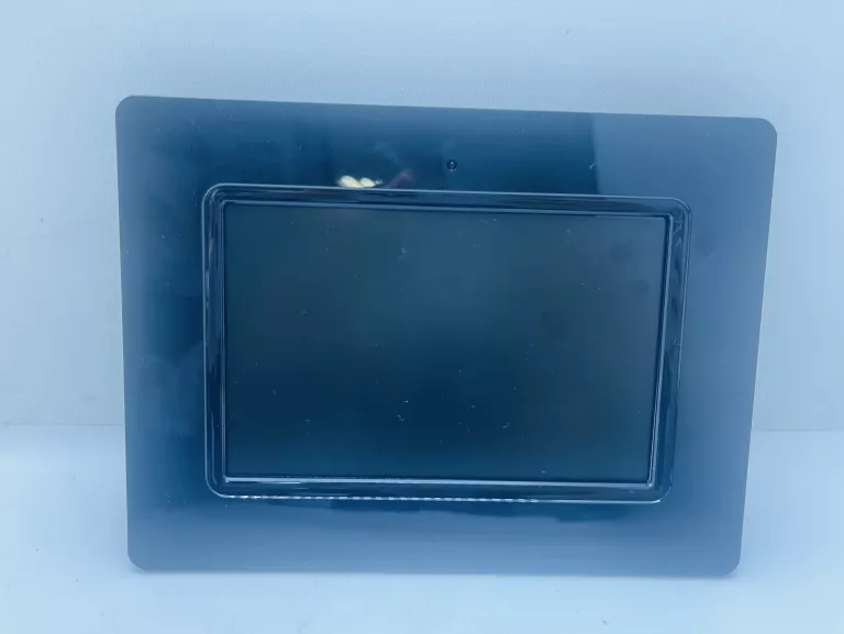 multimedialna-ramka-na-zdjecia-intenso-7-photoag-stan-uzywany