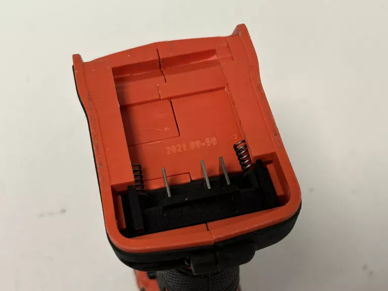 WKRĘTARKA BLACK&DECKER BCD700S 2BAT ŁAD TORBA