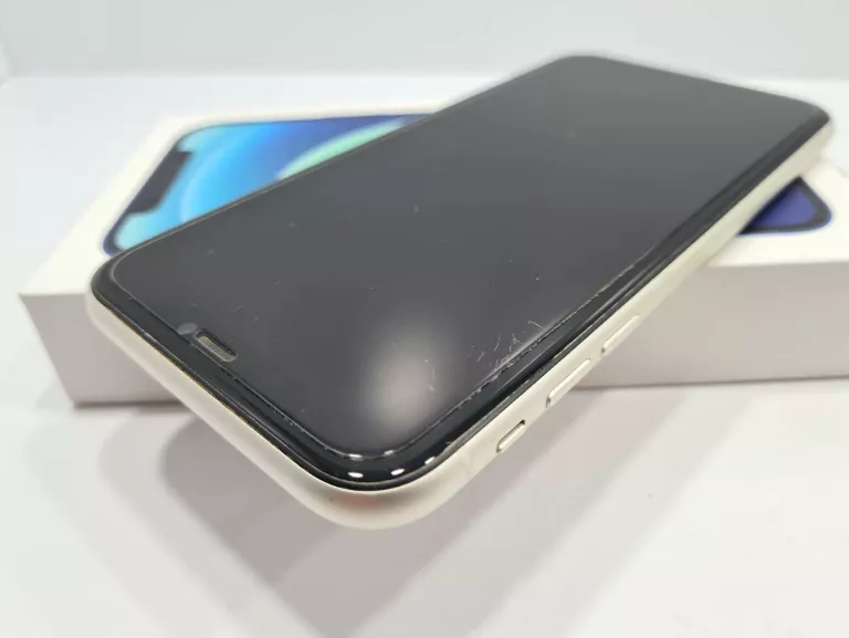 iphone-11-64gb-szklo-hartowane-etui-komplet-przekatna-ekranu-61