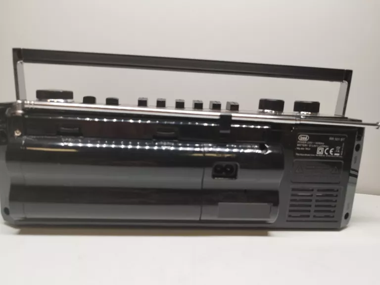 radiomagnetofon-trevi-rr501-bluetoothusbsdmp3-stan-uzywany