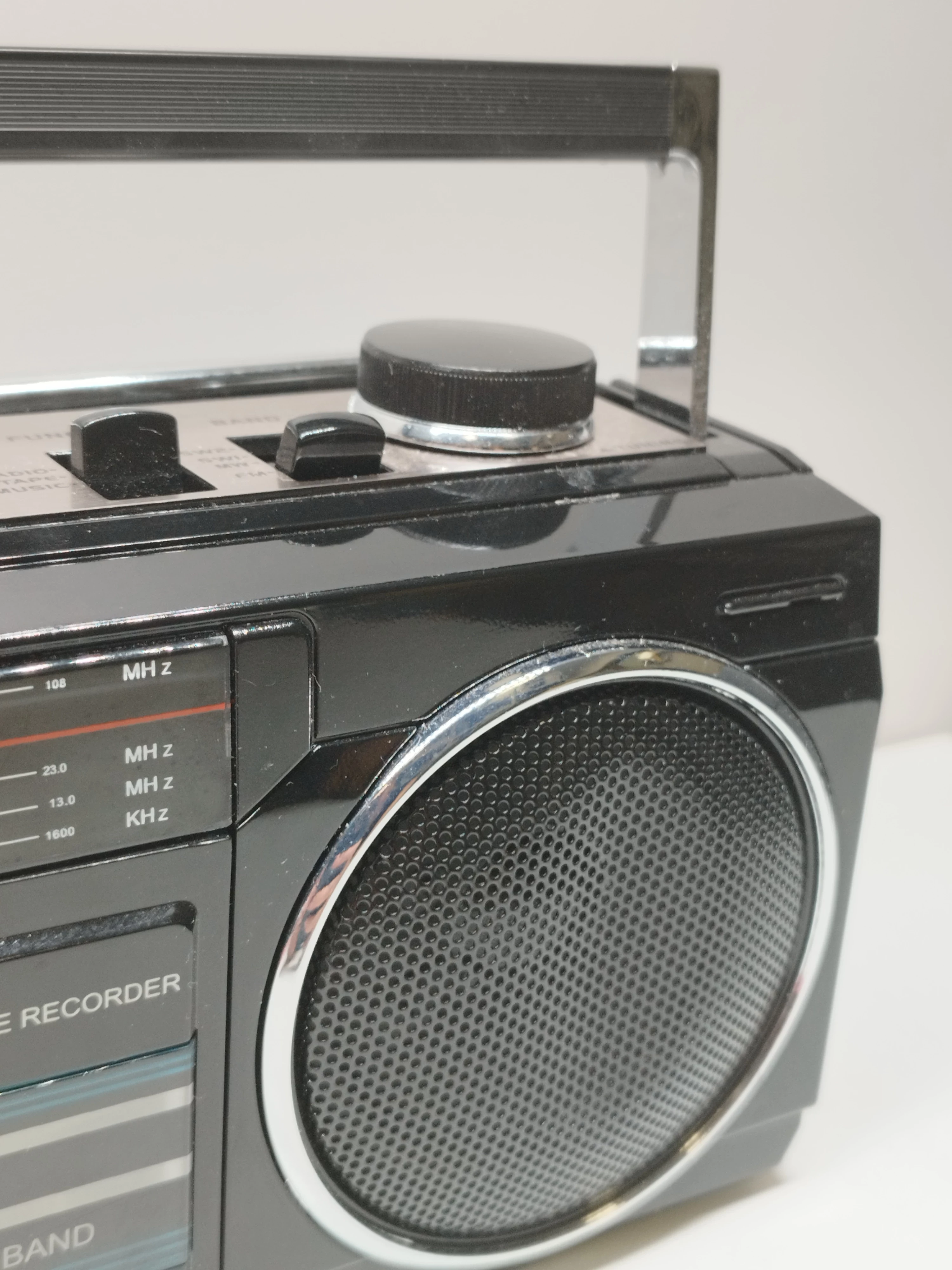 radiomagnetofon-trevi-rr501-bluetoothusbsdmp3-marka-trevi