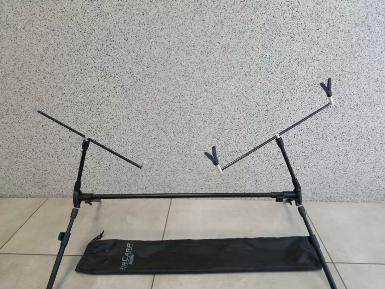 stanowisko-karpiowe-stojak-2-wedki-jaxon-stan-uzywany