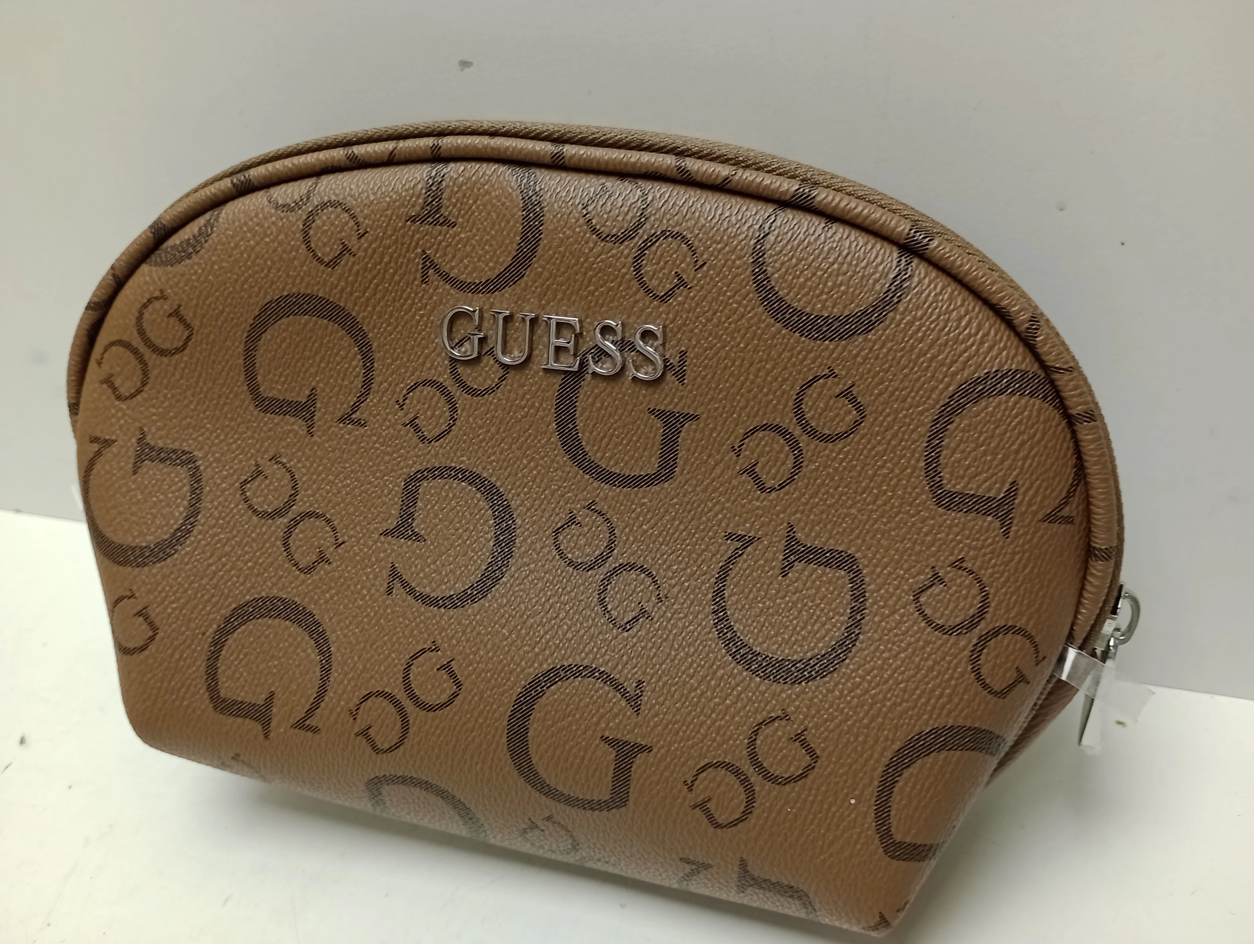 3-mala-kosmetyczka-guess-kod-producenta-1000000017168
