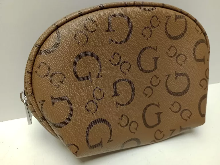 3-mala-kosmetyczka-guess-rodzaj-standardowa