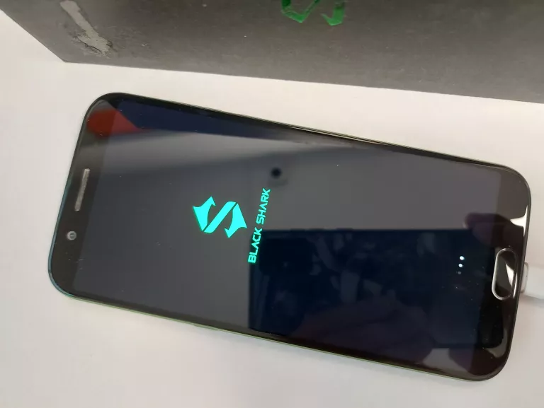 TELEFON XIAOMI BLACK SHARK - 128GB
