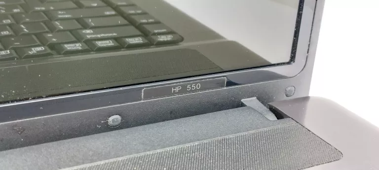 laptop-hp-550-seria-procesora-intel-core-2-duo