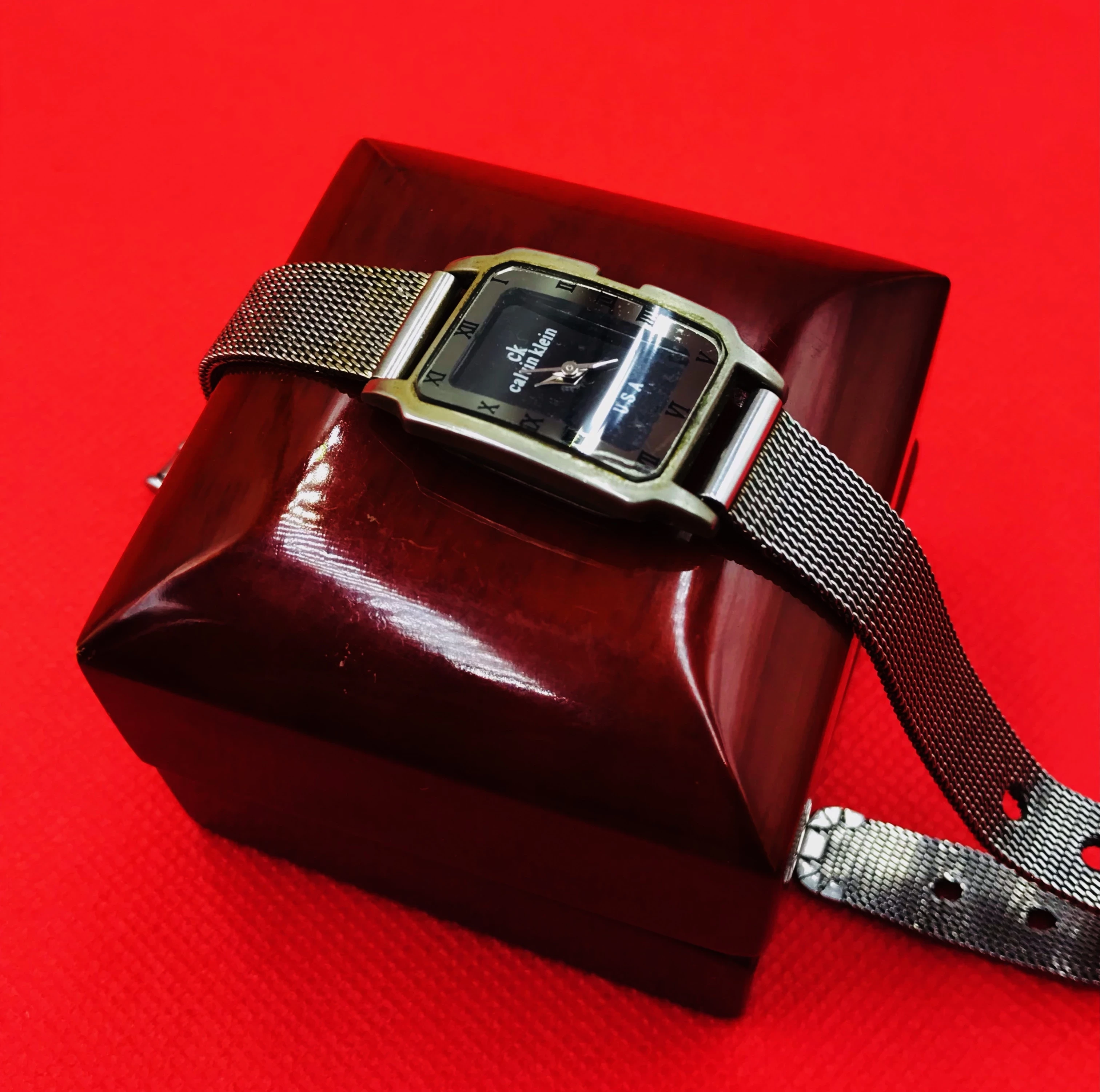 zegarek-damski-calvin-klein-usa-58128-stan-uzywany