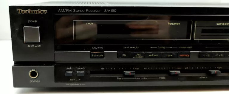 AMPLITUNER STEREO TECHNICS SA-190