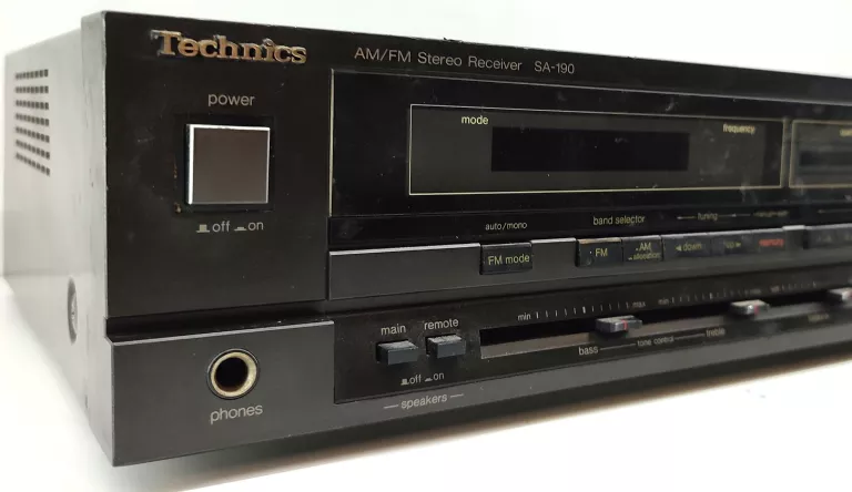 AMPLITUNER STEREO TECHNICS SA-190