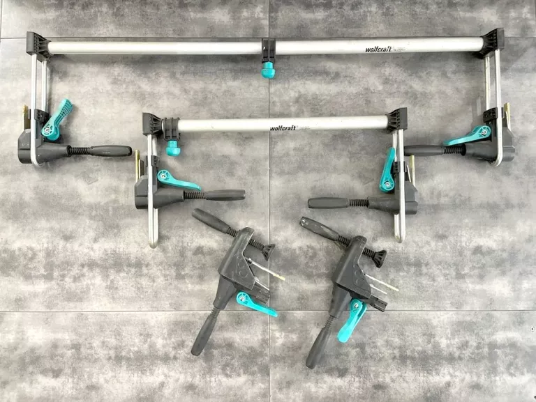 wolfcraft-zestaw-do-montazu-futryn-oscieznic-drzw-kosciuszki-23b-malbork