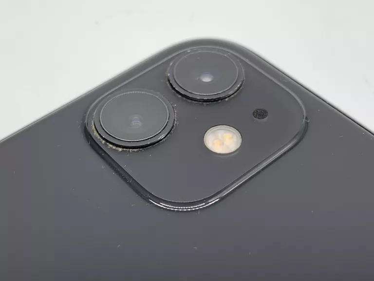 TELEFON IPHONE 11 64GB 86% + 7X CASE