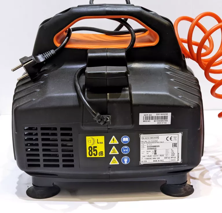 KOMPRESOR BEZOLEJOWY BLACK+DECKER 8213295BND305