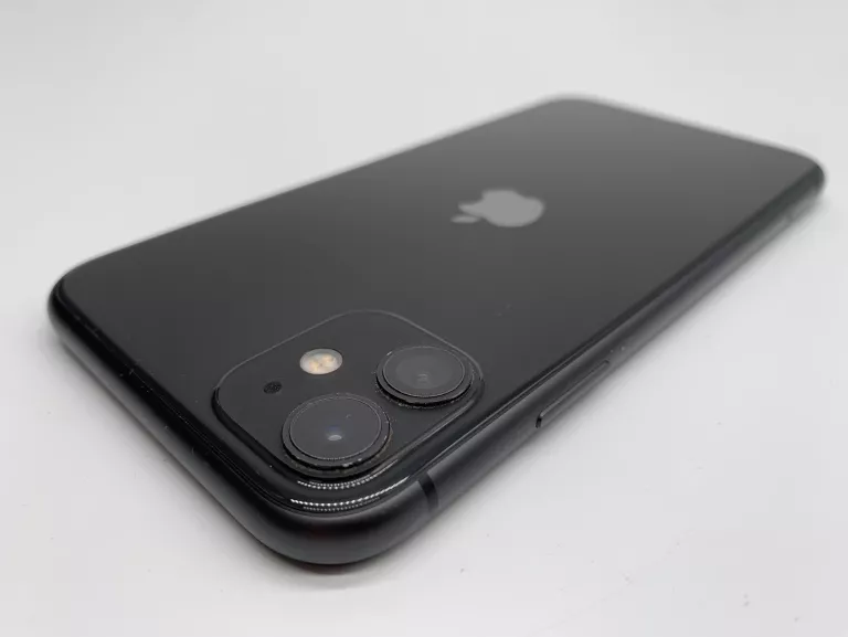 TELEFON IPHONE 11 64GB 86% + 7X CASE