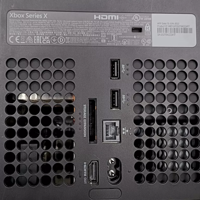 konsola-xbox-series-x-pad-ean-gtin-889842640816